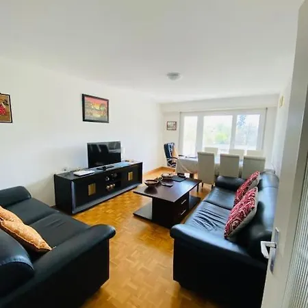 Mountain View Retreat:2-beds Apt In Prime Location Genève